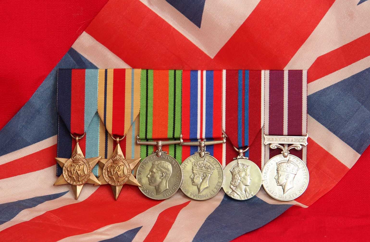 W.W.II Medals_pe.jpg