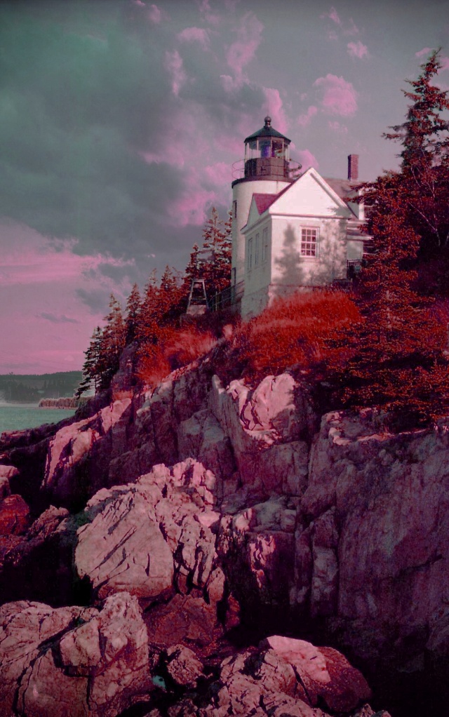 Maine Lighthouse_se red.jpg