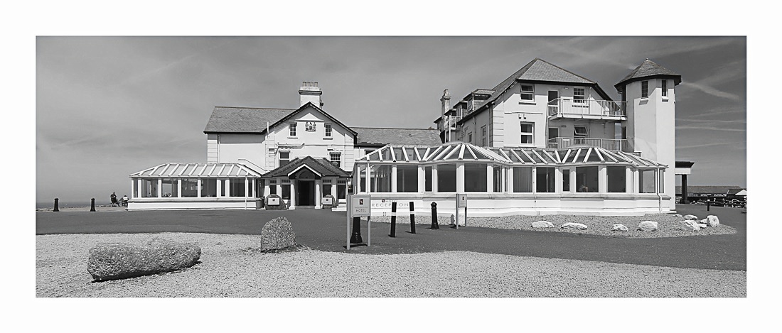 Land's End Hotel 1 B&W.jpg